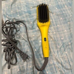 Dry Bar Straightening Brush. New just never used.